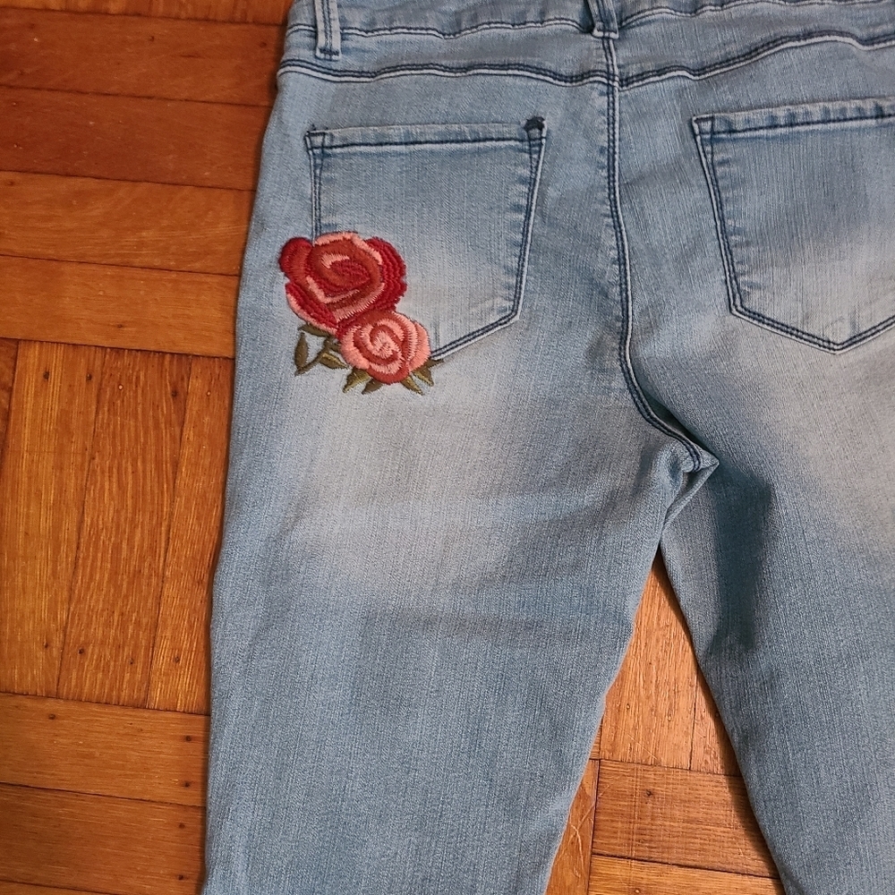 HP🔥🔥🔥🔥Cropped jeans size 8, 29 w - Picture 4 of 6